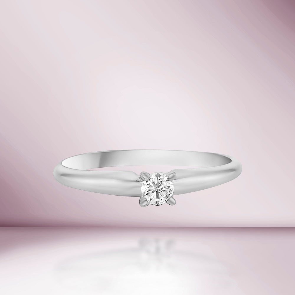 Diamond Solitaire Engagement Ring (0.10-0.30 ct.) 4-Prongs Setting in 14K Gold
