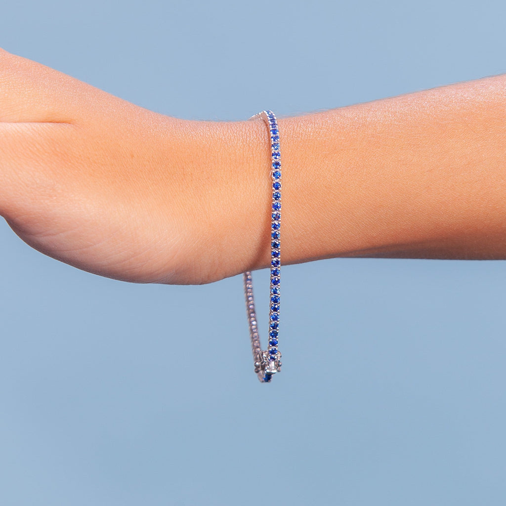 Blue Sapphire Tennis Bracelet (7.29 ct.) 3.00 mm 4-Prongs Setting in 18K Gold