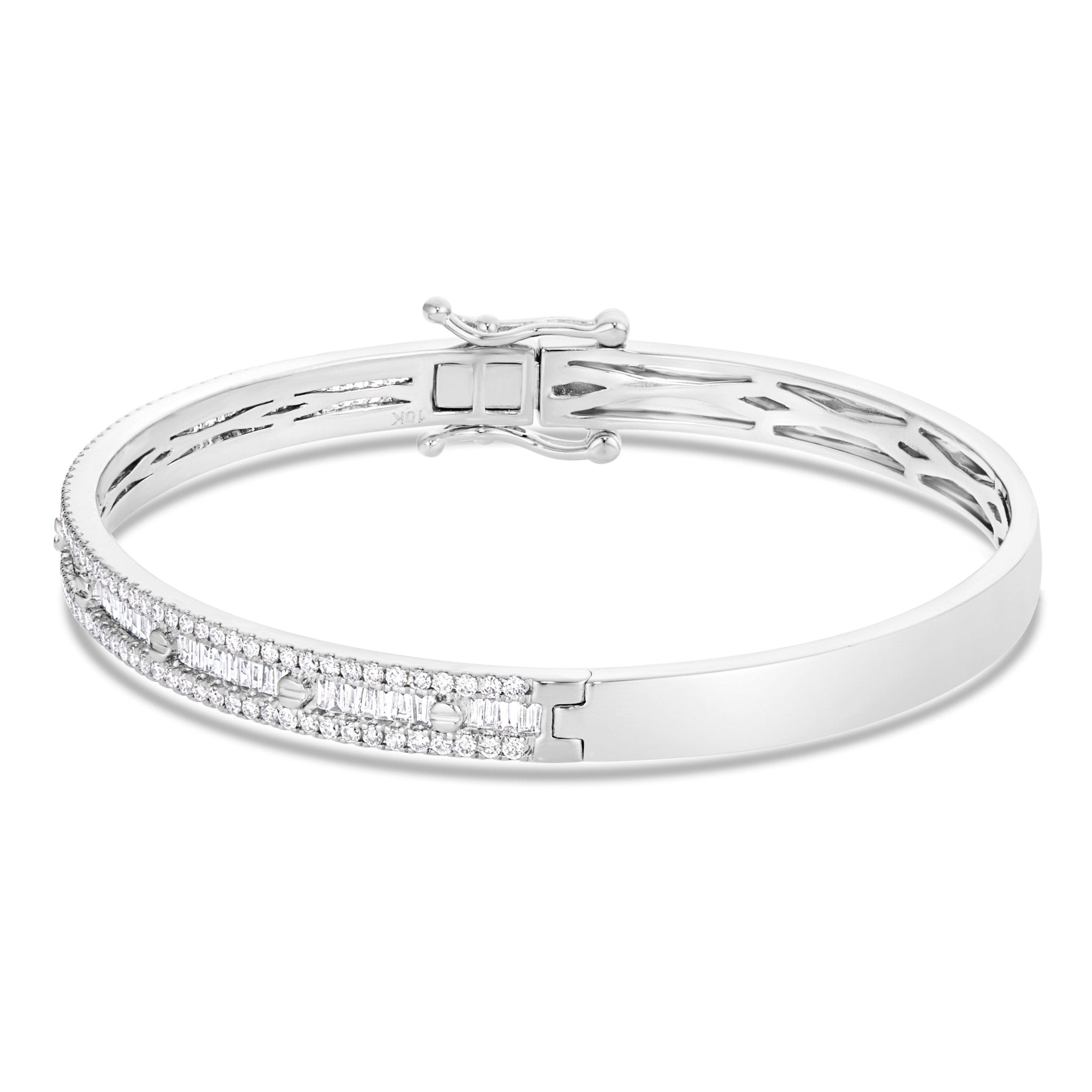 10K White Gold 2.25ct Baguette Diamond Bangle Bracelet